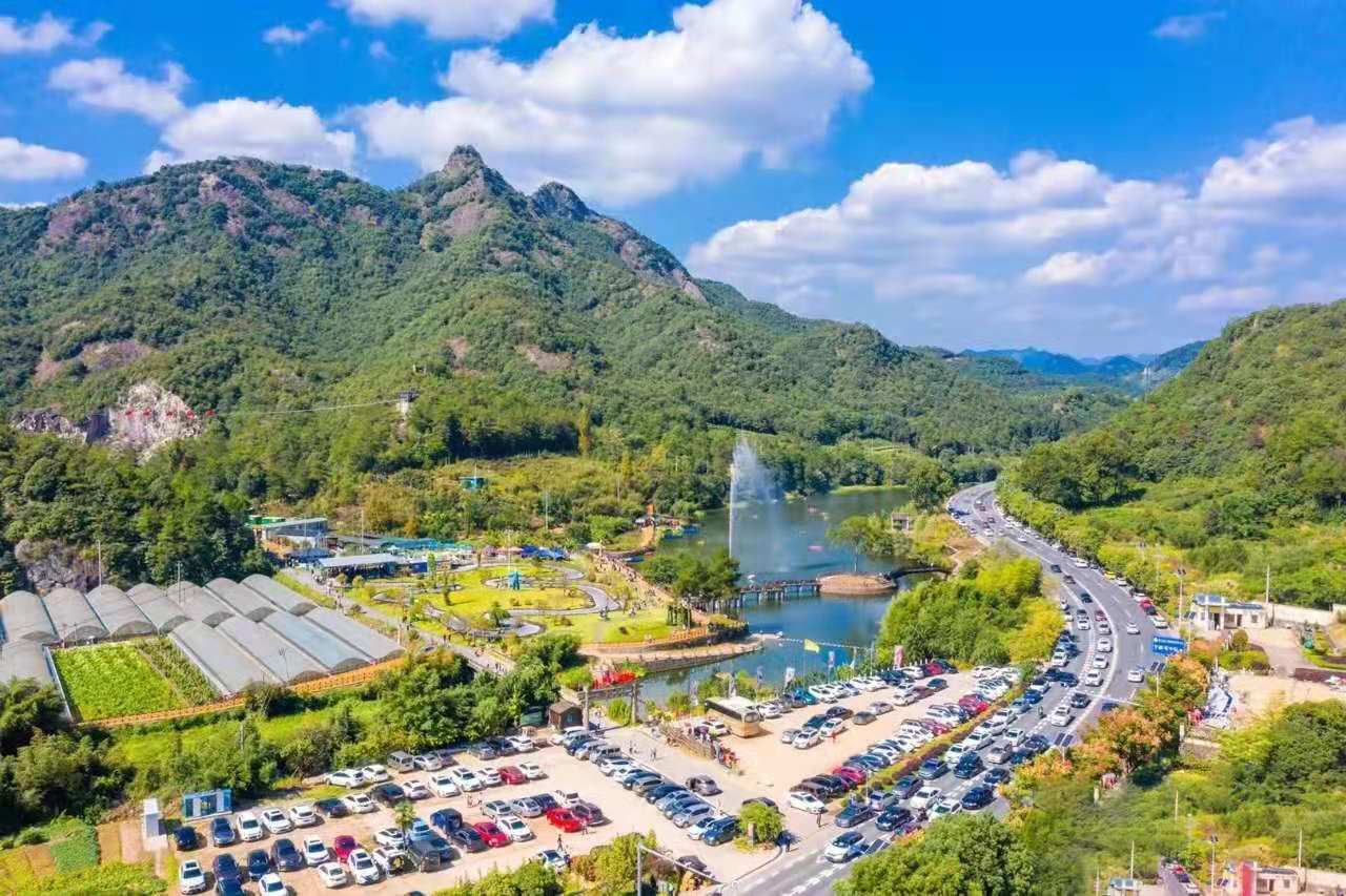 趣野吧探索營地